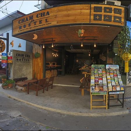 Cham Cha Hostel Chiang Mai Bagian luar foto
